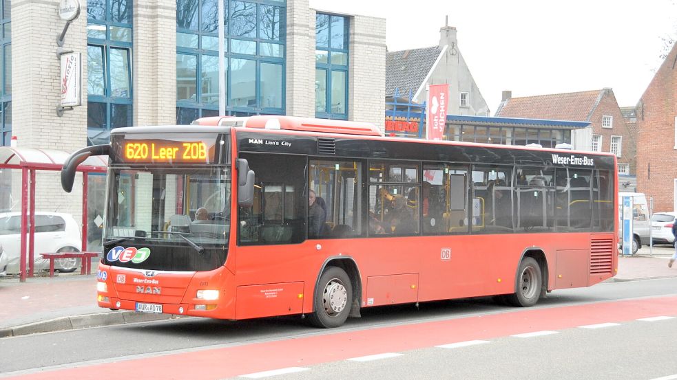 Die Linie 620, die Leer mit dem Rheiderland verbindet, ist von den Fahrplaneinschränkungen verbunden. Foto: Wolters