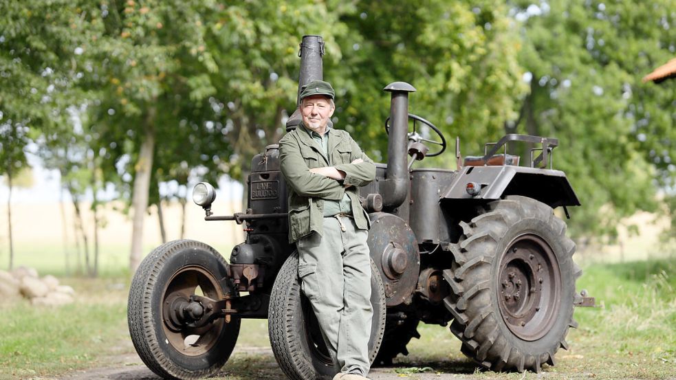 „Einem niedersächsischen Landwirt ist es schietegal, wer unter ihm Landwirtschaftsminister ist“: Satiriker Dietmar Wischmeyer blickt humoristisch auf die Landespolitik in Niedersachsen. Foto: Jörg Kyas