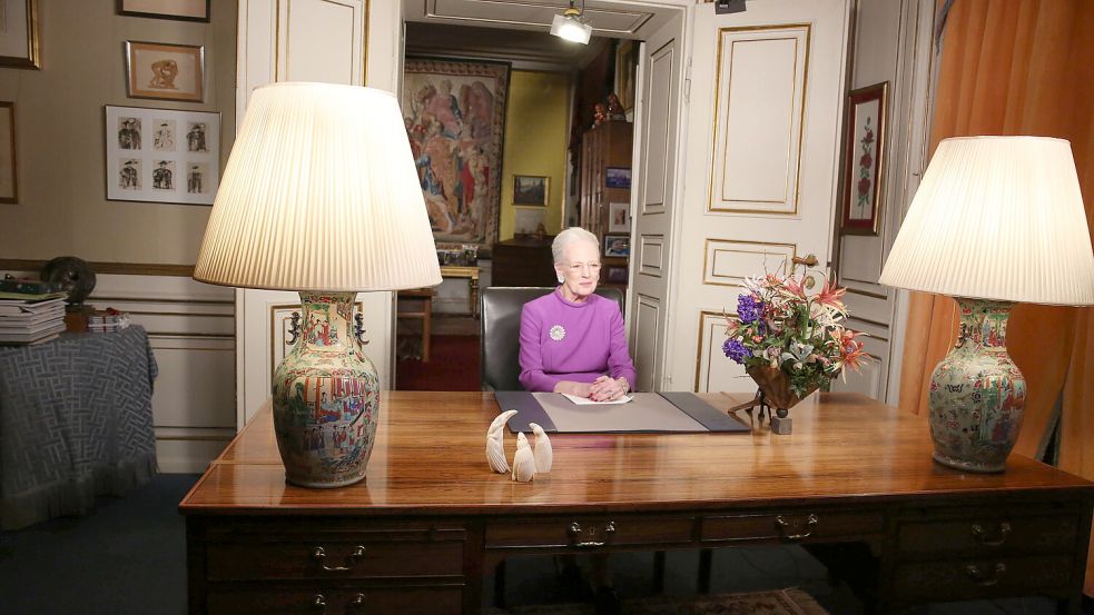 Zum letzten Mal seit 1972: Margrethe II. gibt bei ihrer Silvesteransprache die Abdankung zum 14. Januar bekannt. Foto: IMAGO/PPE