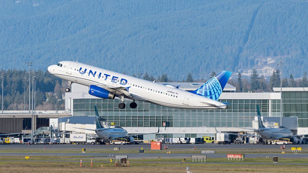 Zu spät hob der Flug von United Airlines am 1. Januar 2024 in Guam ab. Foto: imago images/ZUMA Wire