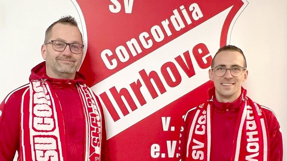 René Schulz (links) und Norman Holzenkamp sind das neue Trainergespann der Ihrhover U23. Foto: Privat