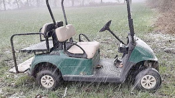 Dieses Golf-Caddy wurde in Detern gestohlen - und tauchte kurze zeit später in Collinghorst wieder auf. Foto: Polizei