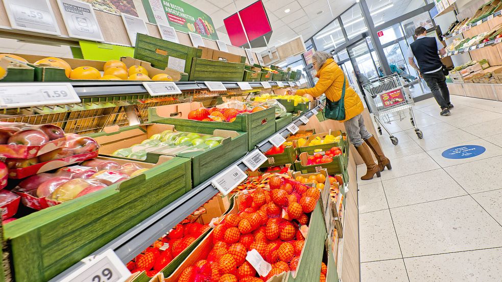 Müssen Verbraucher wegen des GDL-Streiks mit einem ausgedünnten Angebot in den Supermärkten rechnen? Foto: imago images/Rolf Poss