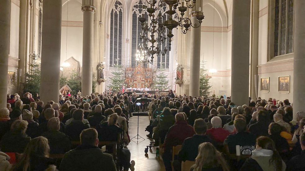Beim Konzert blieb in der Kirche St. Georg kein Platz frei. Dem zahlreiche erschienenen Publikum bot der Musikverein abwechslungsreiche Unterhaltung. Foto: Grever/Musikverein