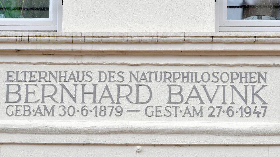 Diese Inschrift ist an einem Haus in der Leeraner Brunnenstraße zu sehen. Foto: Ortgies/Archiv