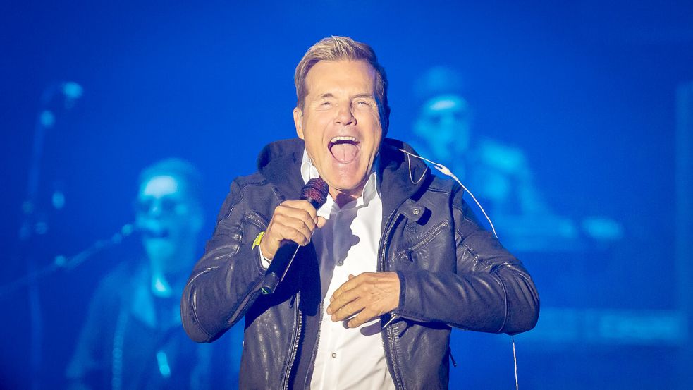 Dieter Bohlen tritt beim Auftaktkonzert zur seiner Comeback-Tour in der Max-Schmeling-Halle auf. Foto: dpa/Christoph Soeder