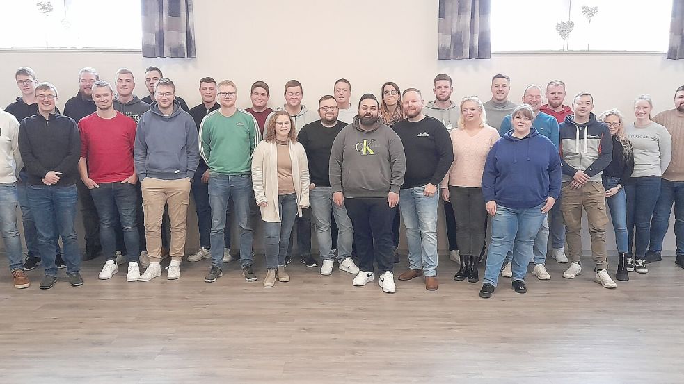 Die Absolventen des Kompaktkursus Ausbildung der Ausbilder bestanden die Prüfungen vor der Handwerkskammer in Oldenburg. Foto: Bildungswerk Friesoythe