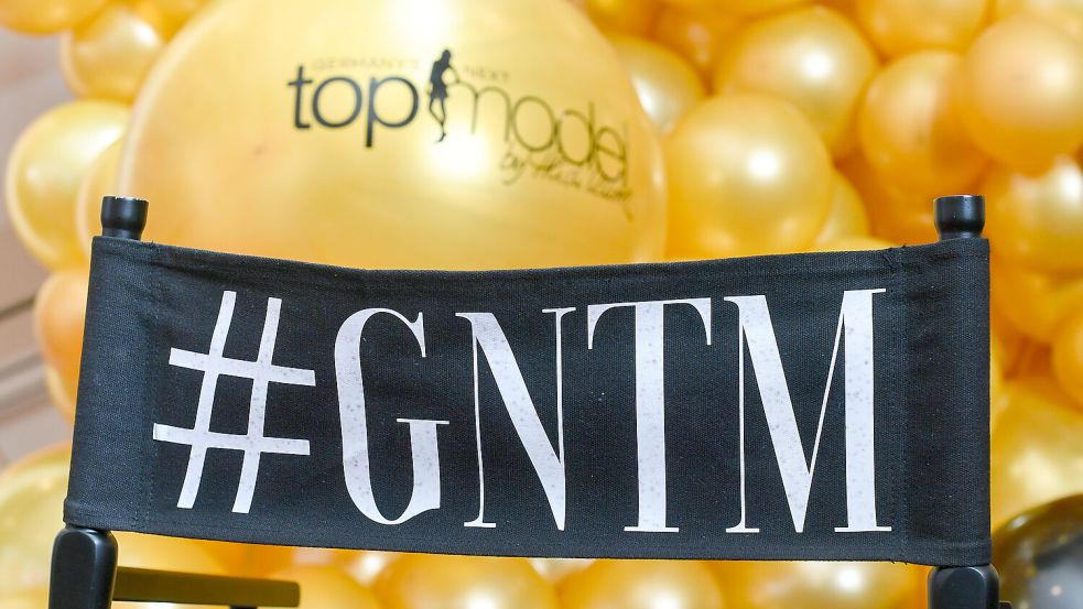 „Germany‘s Next Topmodel“-Kandidat Marvin aus Bielefeld stammt von einem König ab. Foto: dpa-Zentralbild/JENS KALAENE