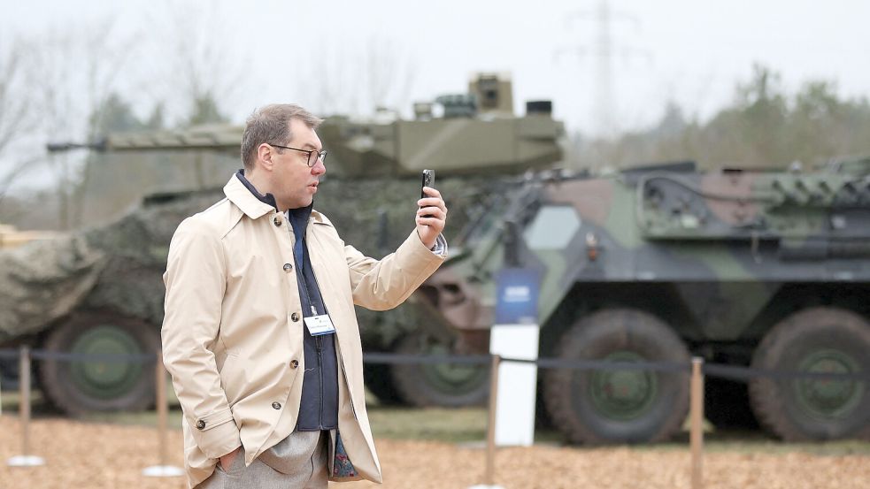 Pflegt einen anderen Stil als sein Vorgänger Andrij Melnyk: Der ukrainische Botschafter Oleksii Makeiev. Foto: RONNY HARTMANN
