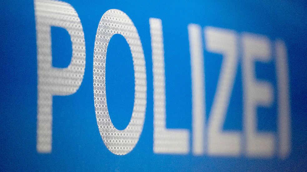 Die Polizei hat in Bremen die Leiche eines Vermissten in der Weser gefunden. Foto: Marijan Murat / dpa