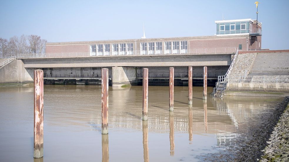 Das Siel und Schöpfwerk Knock in Emden. Foto: Schuldt/DPA