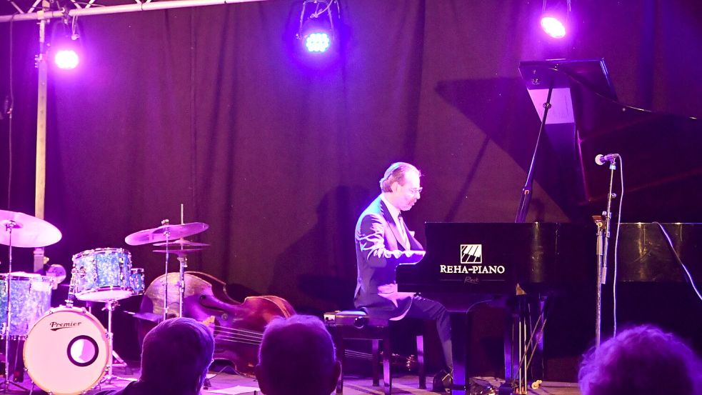 Ende Februar 2024 fand die 58. Auflage der Reihe "Jazz im Rathaus" in Ihrhove statt. Foto: Scherzer