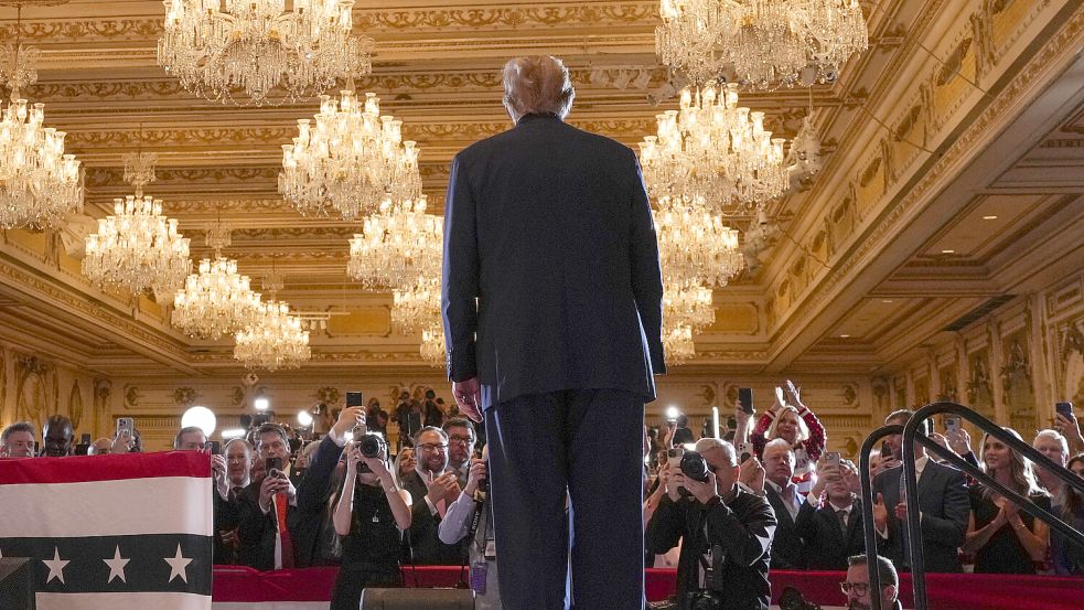 Derzeit scheinen die US-Präsidentschaftswahlen auf ein erneutes Duell zwischen Joe Biden und Donald Trump zuzulaufen. Doch die Kandidaturen der Beiden stehen auf wackligen Füßen. Foto: dpa/Evan Vucci