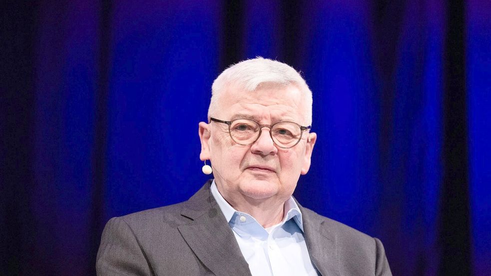 Der ehemalige Bundesaußenminister Joschka Fischer beim Literaturfestival Lit.Cologne. Foto: Rolf Vennenbernd/dpa