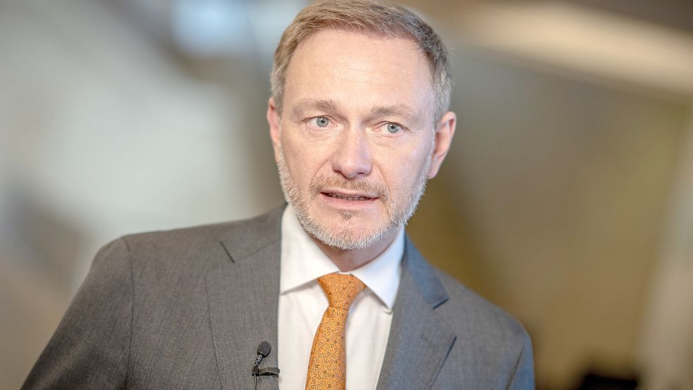 Ein politisches Selbstmordkommando? Christian Lindner will Milliarden einsparen und Steuerentlastungen durchsetzen. Foto: Michael Kappeler