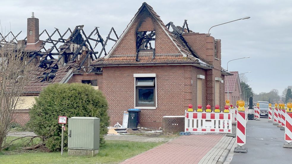 In der Nacht zum 19. März hatte das Gebäude gebrannt. Archivfoto: Hellmers