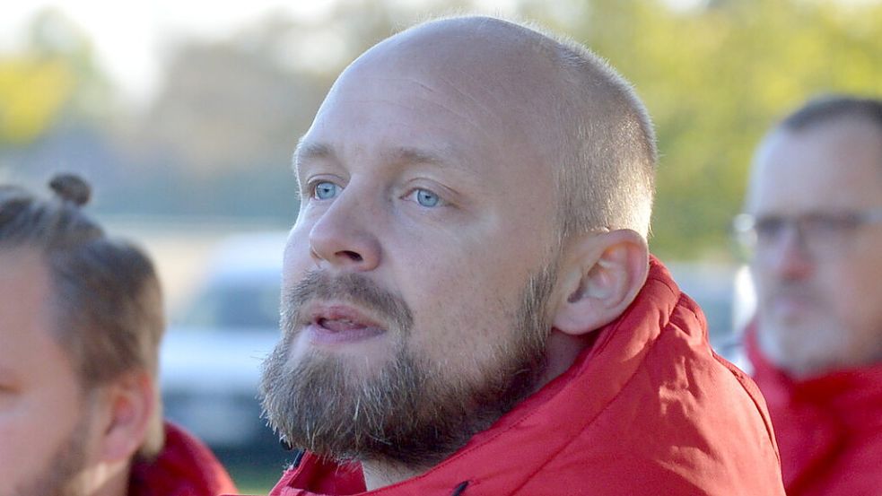 Stefan Brelage musste zum Auftakt ein 0:2 in Larrelt hinnehmen. Archivfoto: Weers