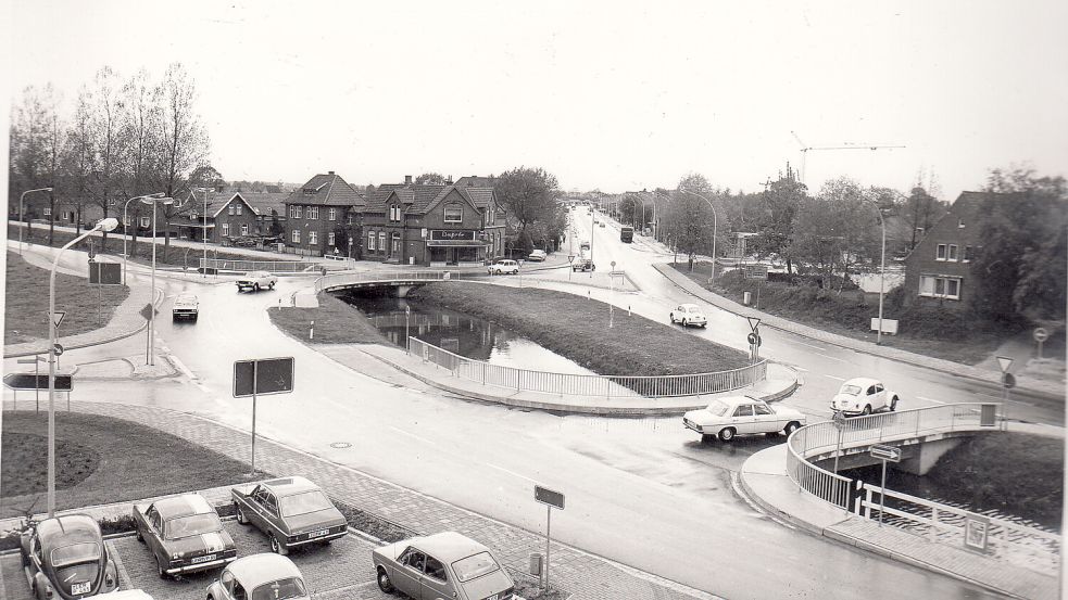 Das Foto zeigt den neuen Kreisel am Untenende in Rhauderfehn.