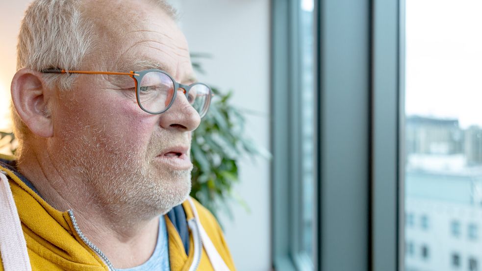 Ulrich Elixmann ist an Parkinson erkrankt. Er kämpft darum, dass das als Berufskrankheit anerkannt wird. Foto: Tobias Saalschmidt