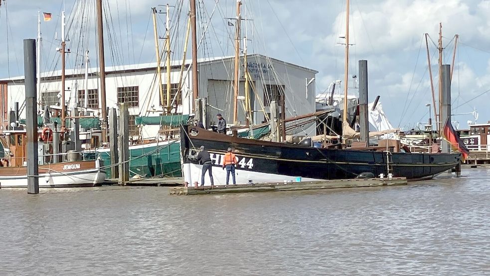 Die „Astarte“ liegt in Ditzum in der Werft. Foto: Brömmel