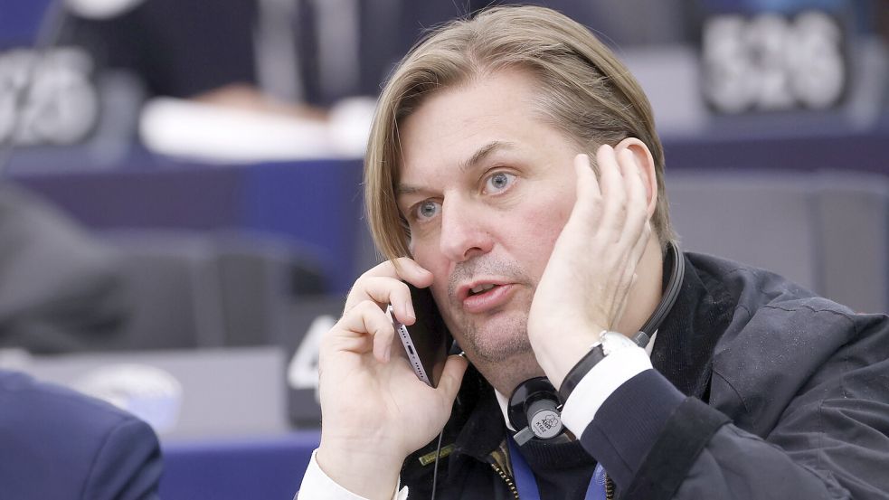 Patriot oder Landesverräter? Der AfD-Spitzenkandidat für die Europawahl, Maximilian Krah, soll einen China-Spion im EU-Parlament beschäftigt haben. Foto: JEAN-FRANCOIS BADIAS