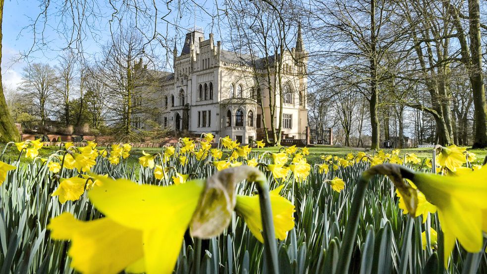 Besuchern der Evenburg wird im Mai einiges geboten. Foto: Ortgies/Archiv