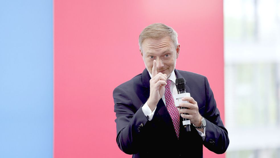 Bundesfinanzminister Christian Lindner (FDP) gibt den Buhmann: Die Ministerien sollen sparen. Foto: Imago/Christoph Hardt