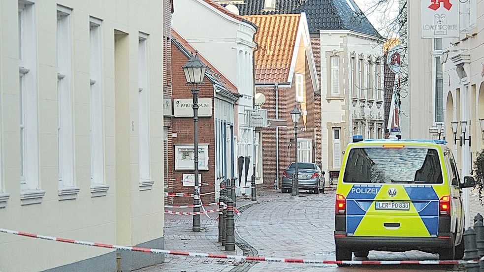 Unter anderem die Norderstraße hatte die Polizei nach der Tat abgesperrt. Foto: Wolters/Archiv