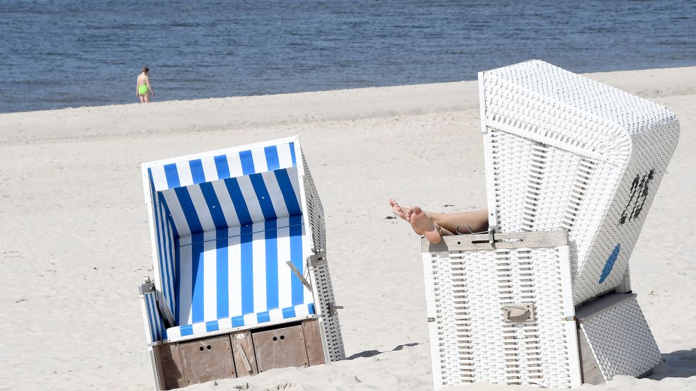 Die Nordseeküste lädt in den nächsten Tagen sicherlich zum Verweilen ein. Foto: dpa/Lea Sarah Albert