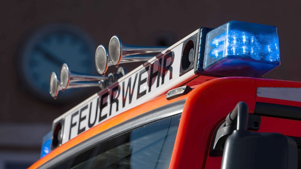 Die Feierwehr ist in Bremen zu einem Einsatz geeilt, bei dem es auch Verletzte gab. Foto: Marijan Murat