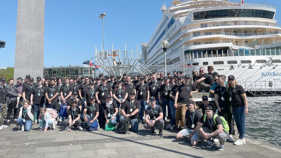 Mit rund 130 Mitarbeitern war die Rhauderfehner Technik-Gruppe, zu der unter anderem die Firma Natelberg Gebäudetechnik gehört, auf Kreuzfahrt-Tour. Foto: privat