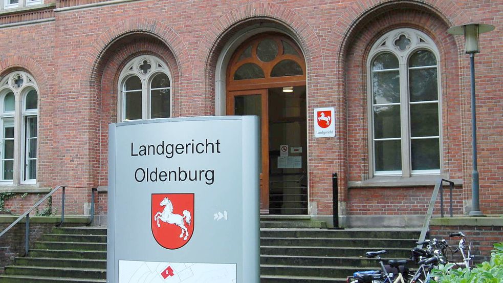 Vor dem Landgericht in Oldenburg ist derzeit ein 51-jähriger Barßeler angeklagt. Foto: Archiv