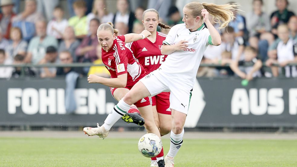 Ein enges Spiel lieferten sich beide Teams. Foto: Doden/Emden