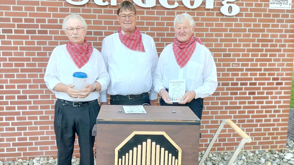 Drehorgelspieler laden zum Fest rund um die Strücklinger Kirche St. Georg ein, das am 9. Juni stattfinden wird. Foto: privat