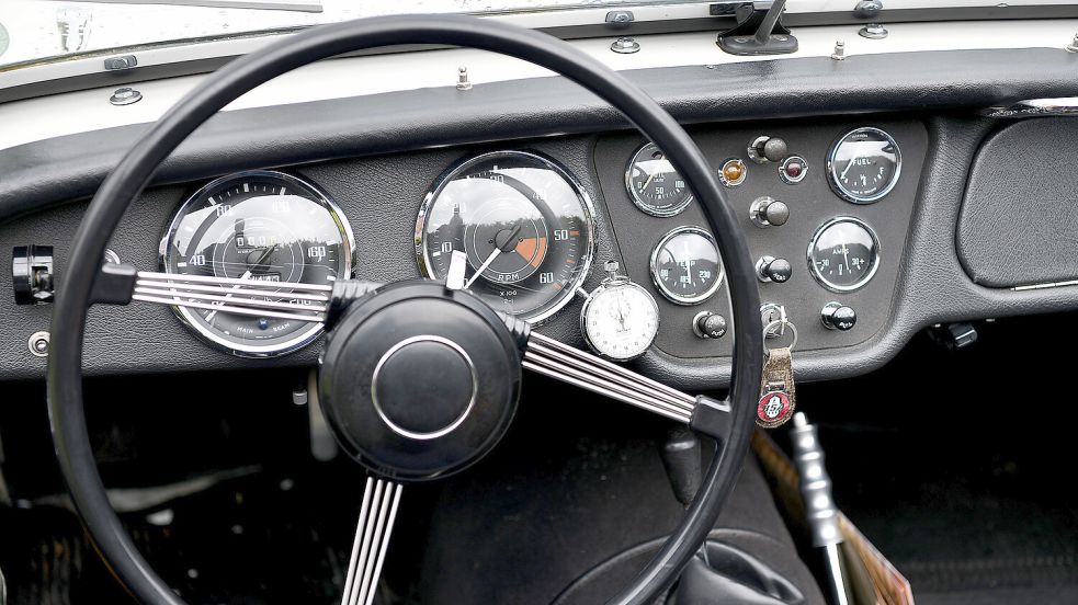 16 Oldtimer waren dabei. Foto: Stromann