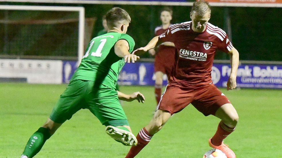 Janek de Buhr (rechts) schließt sich einem Landesliga-Absteiger an. Foto: Damm