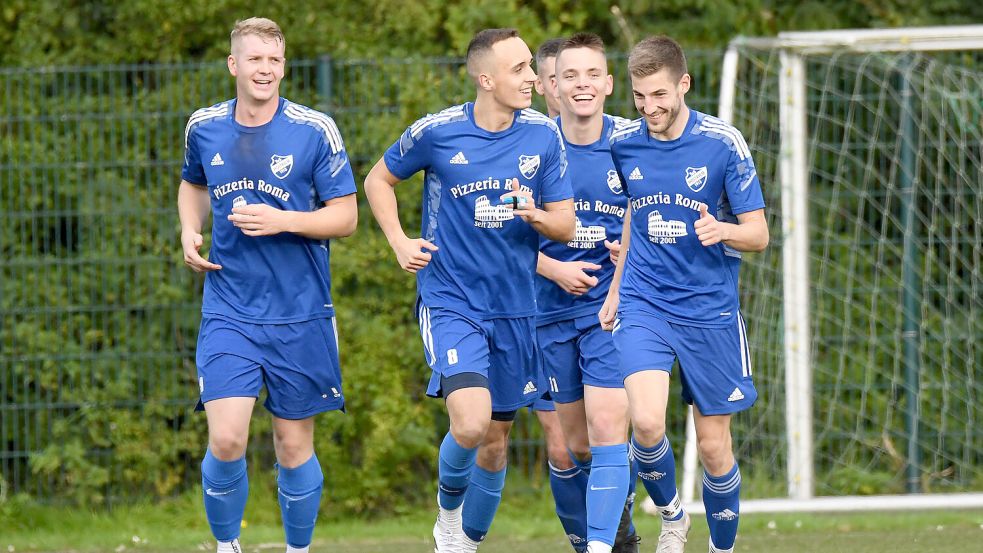Der TuS Holtriem möchte am Samstag den Bezirksliga-Aufstieg bejubeln. Foto: Doden/Emden