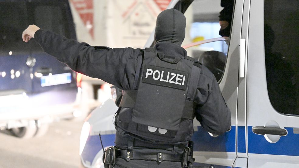 In Schleswig-Holstein hat die Polizei zumindest den Daten nach kaum noch Sorgen mit kriminellen Clans. (Symbolbild) Foto: dpa/Roberto Pfeil