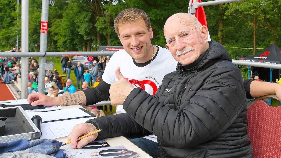 Werner Hansch moderierte mit Carsten Gündel. Foto: Lohmann