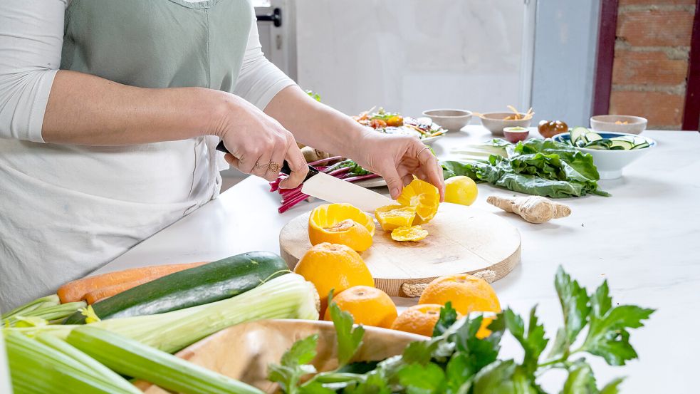 In einigen Obst- und Gemüsesorten ist Nikotin enthalten. Ist das ein Grund zur Sorge? Foto: IMAGO/Shotshop