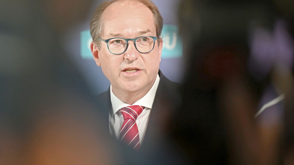 Alexander Dobrindt will arbeitslose Ukraine zurück in ihre Heimat schicken. Der Vorschlag stieß auf massive Kritik. Foto: dpa/Sabina Crisan