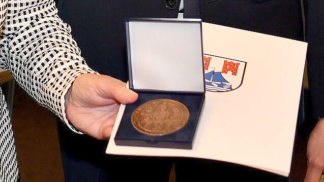 Die Medaille für Kulturschaffende soll erneut an vier ehrenamtlich Tätige vergeben werden. Foto: Stromann / Archiv