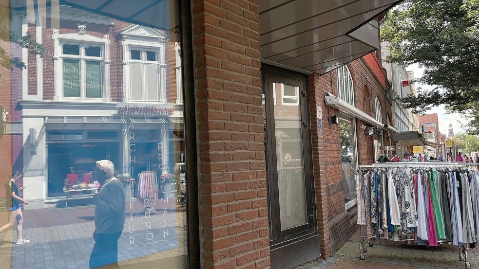 In den Räumen, die an das Modegeschäft angrenzen, soll sich künftig der Schalterbereich der OLB befinden. Foto: Nording