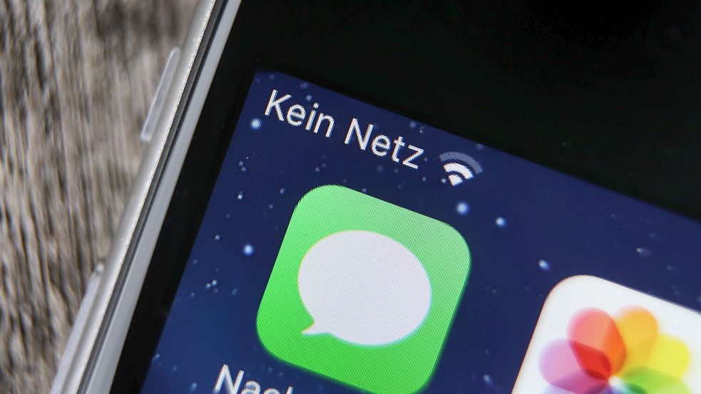 Mit der Telefonie und Datennutzung über Mobilfunk haben Nutzer in Rhauderfehn und umzu seit Tagen Probleme.. Symbolfoto: Hildenbrand/DPA/Archiv
