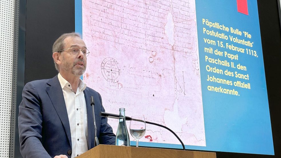 Der Groninger Historiker Dr. Tom de Witt Hamer referierte am Eröffnungstag. Foto: Janßen