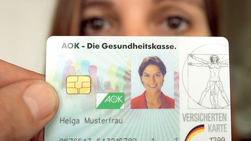Mit einer neuen Betrugsmasche versuchen Täter unter falscher Identität, an personenbezogene Daten von AOK-Mitgliedern zu kommen. Foto: dpa/Norbert Försterling