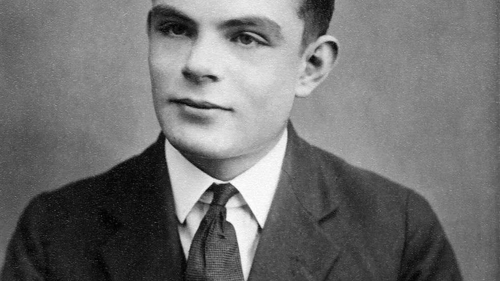 Turing war ein mathematisches Genie und beendete frühzeitig den zweiten Weltkrieg. Trotzdem nahm er sich mit 42 Jahren das Leben. Was ist seine Geschichte? Foto: IMAGO / CPA Media