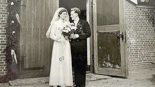 Am 8. August 1959 gaben sich Theodor und Ingeborg das Ja-Wort. Gefeiert wurde im Wohnort Nortmoor.