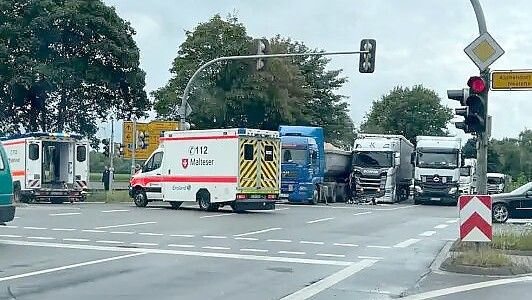 Der Unfall hat sich im Kreuzungsbereich ereignet. Foto: Solveig Gnoth
