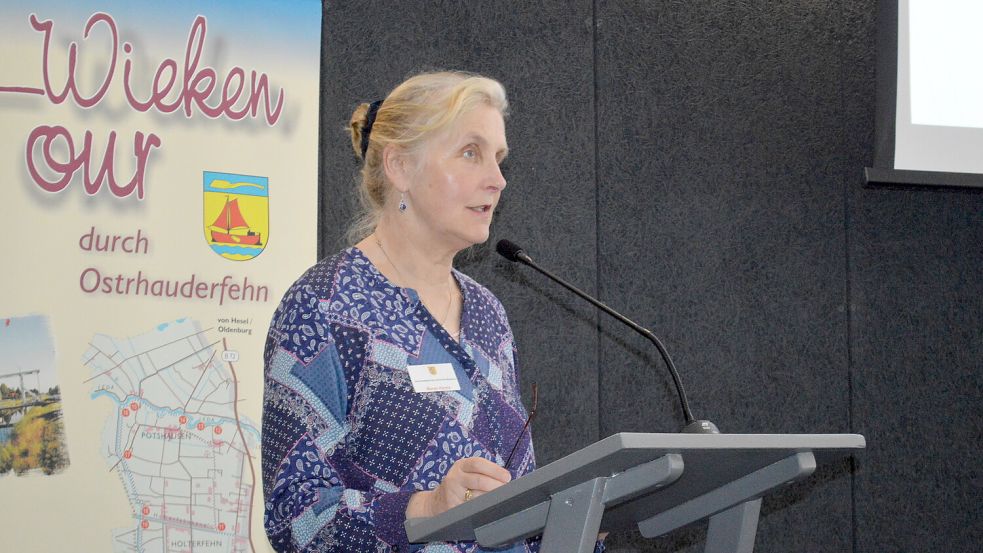 Maren Horeis hielt einen Vortrag zum Thema "Leichtgläubigkeit älterer Menschen" und berichtete über einige Fallbeispiele aus dem Alltag. Foto: Weers